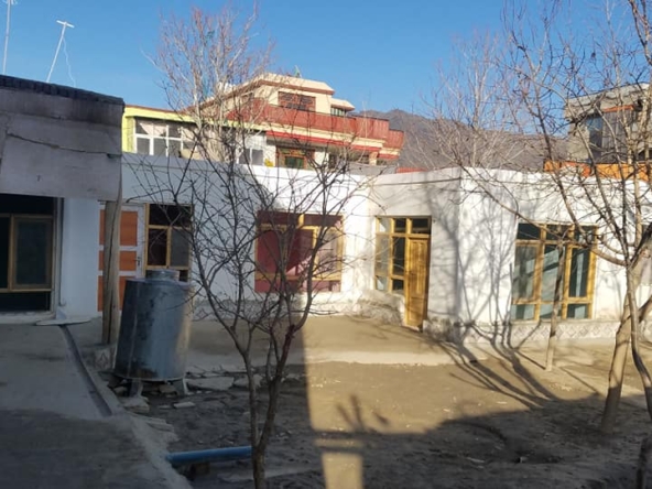 Large house for Rent in chehelsoton Kabul