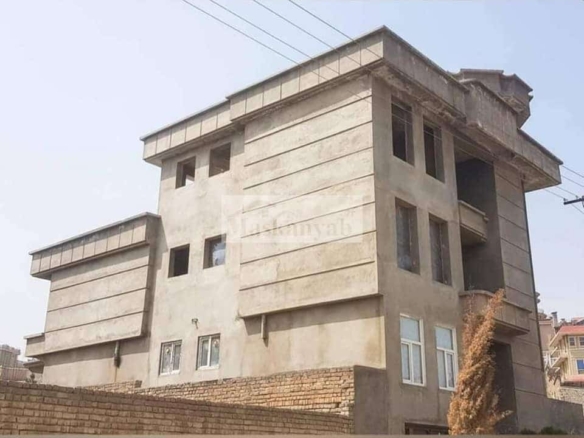 A new build house is for sale in district 6, Kabul