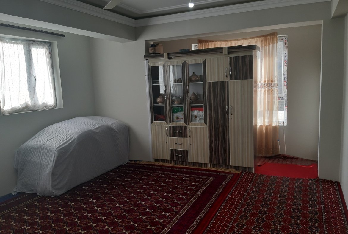 Bandar-e-Tashqarghan, Mazar-e-Sharif.