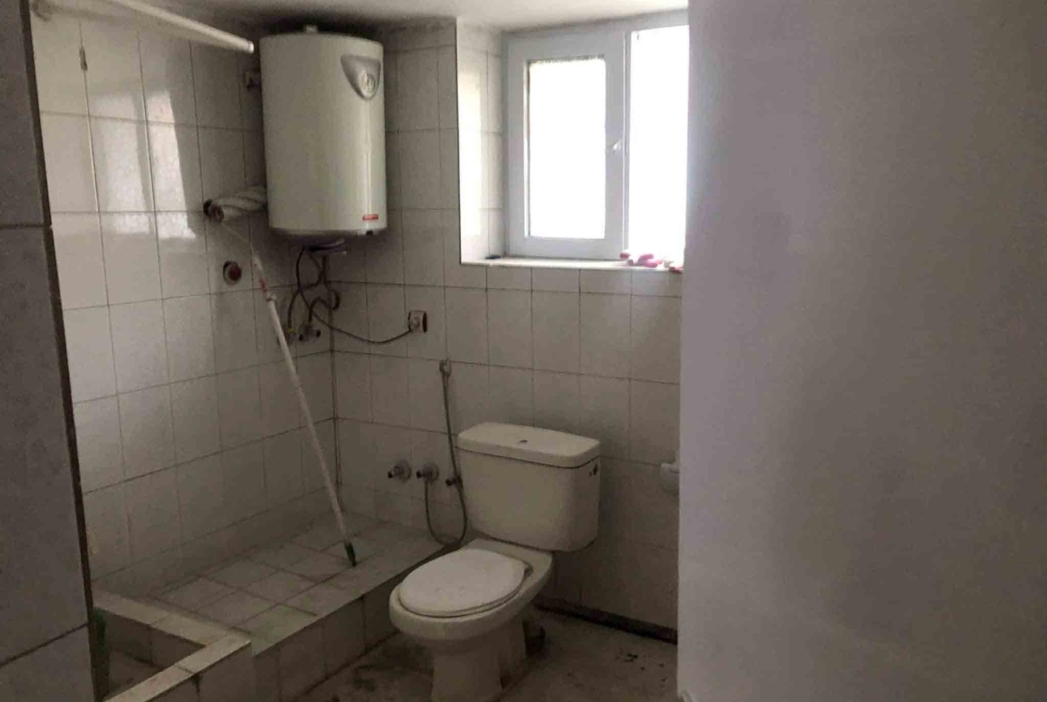 One-Floor House for Rent in Wazir Akbar Khan