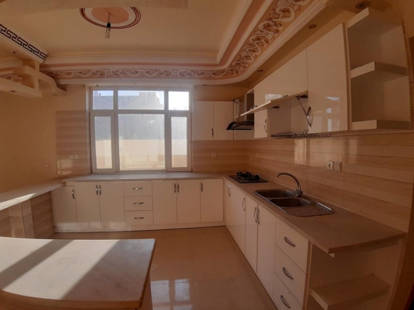 Four-Storey House for Rent in District 8 Herat