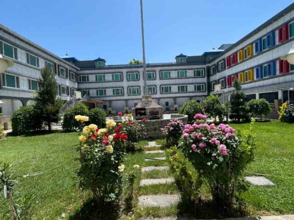 Big house, with four-building, for rent in Shahr-e-New Kabul