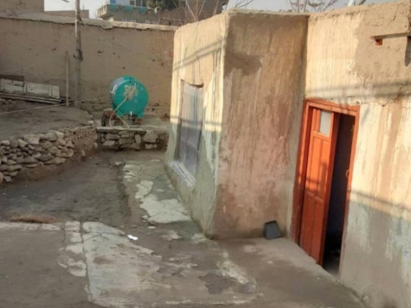 Big-House-for-Sale-in-Santuraim-Road,-Kabul
