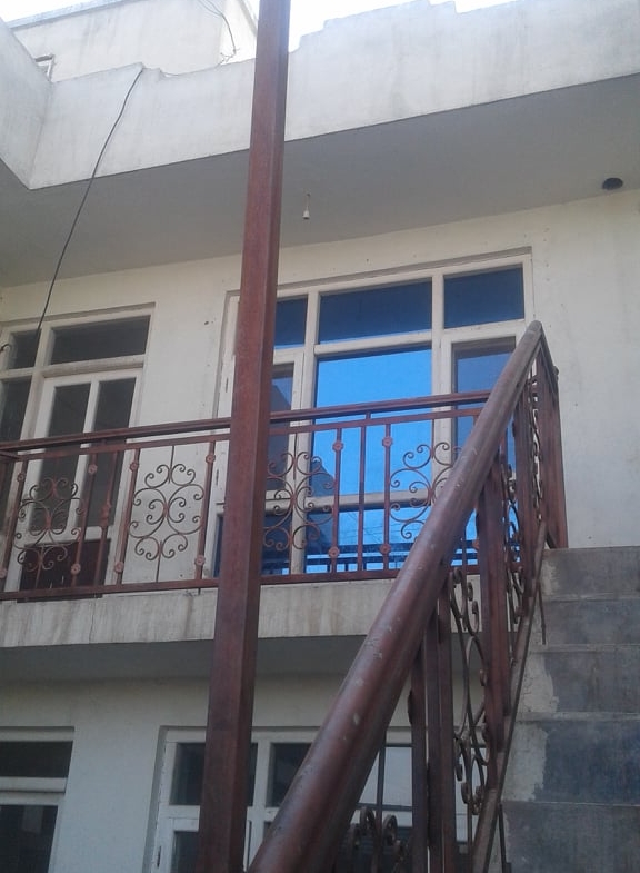 House with eight rooms available for sale in Khaja Boghra Kabul