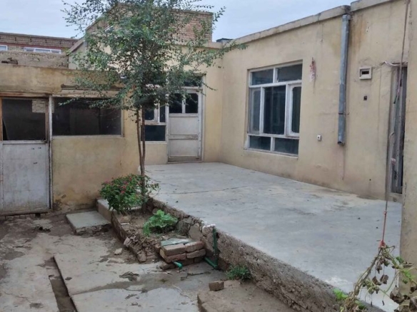 House for sale urgently in Karte New, district 8