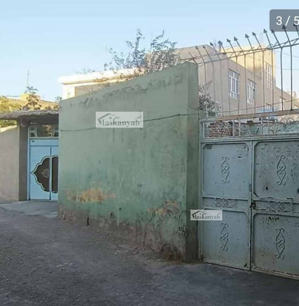 Old house for sale in Mahtab Road, Herat