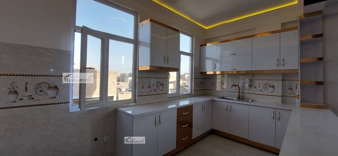 Three-floor house for sale in district 9, Herat