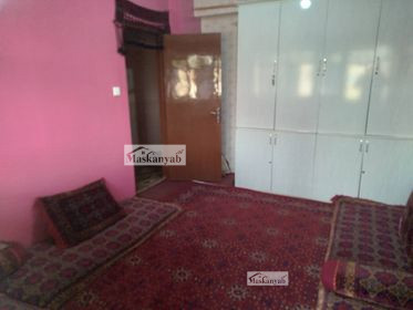 Three-room apartment for sale in Emarat Town