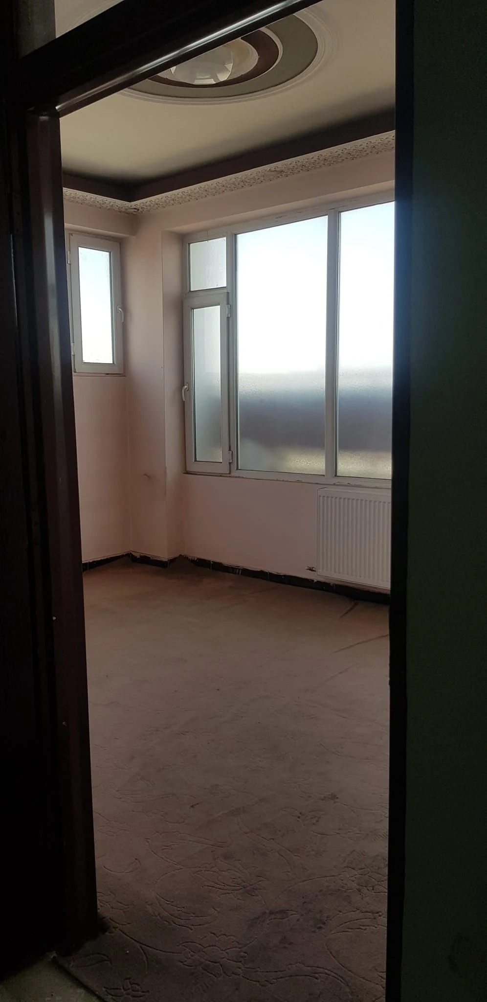Three-room apartment for sale /rent in Kabul