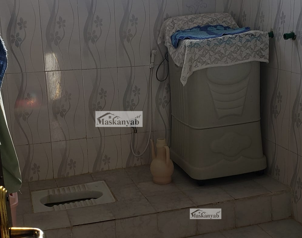 Concreted house for sale in peace town, District 17