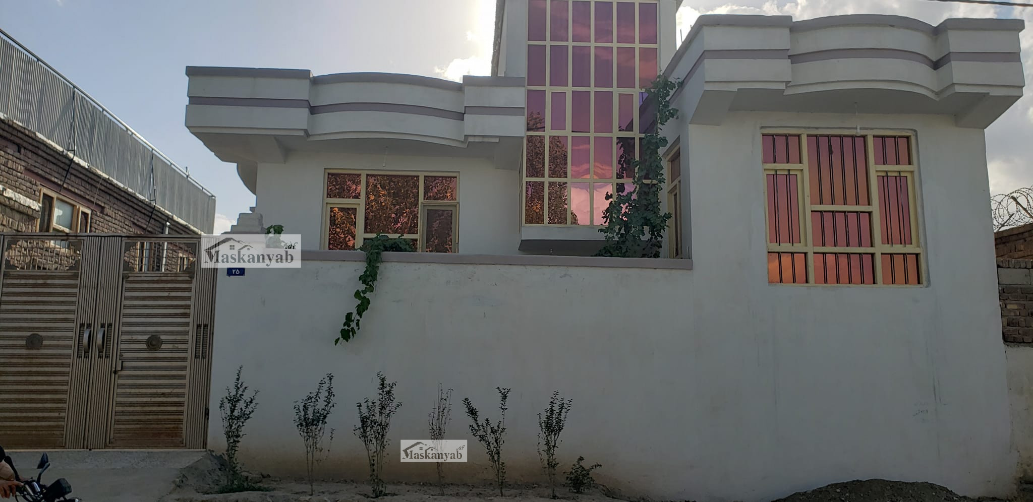 Concreted house for sale in peace town, District 17