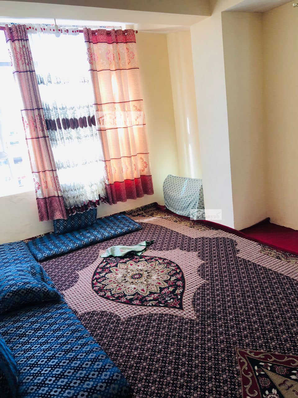 Four rooms apartment for sale on the fifth street of Taimani Project