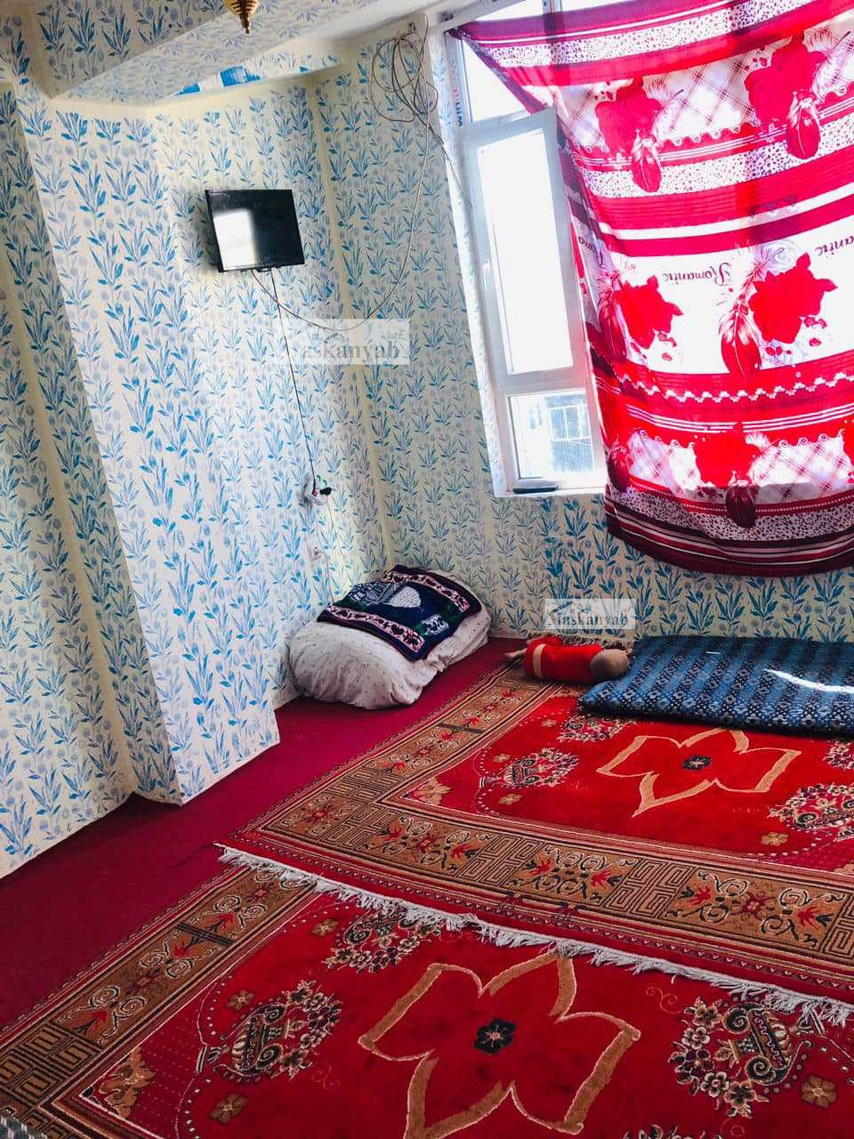 Four rooms apartment for sale on the fifth street of Taimani Project