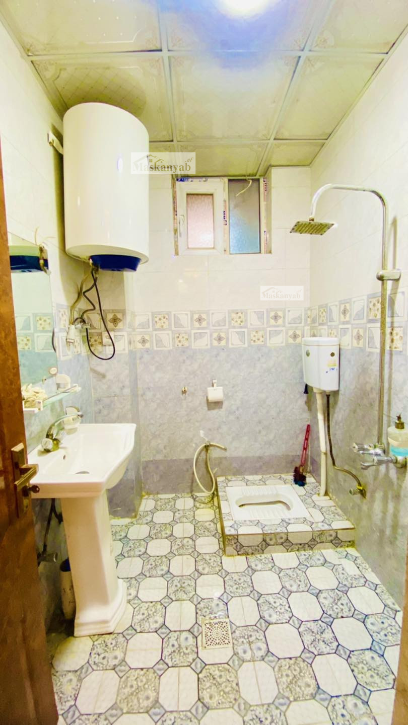 Three-room apartment for sale on the 4th street of Taimani Project