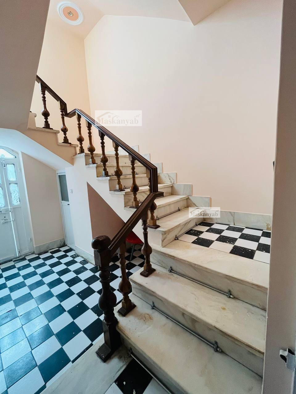 Five-room house for rent at Communication road, Herat