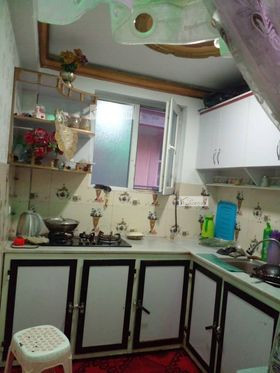 Multi-storey building is for sale in Darul Aman