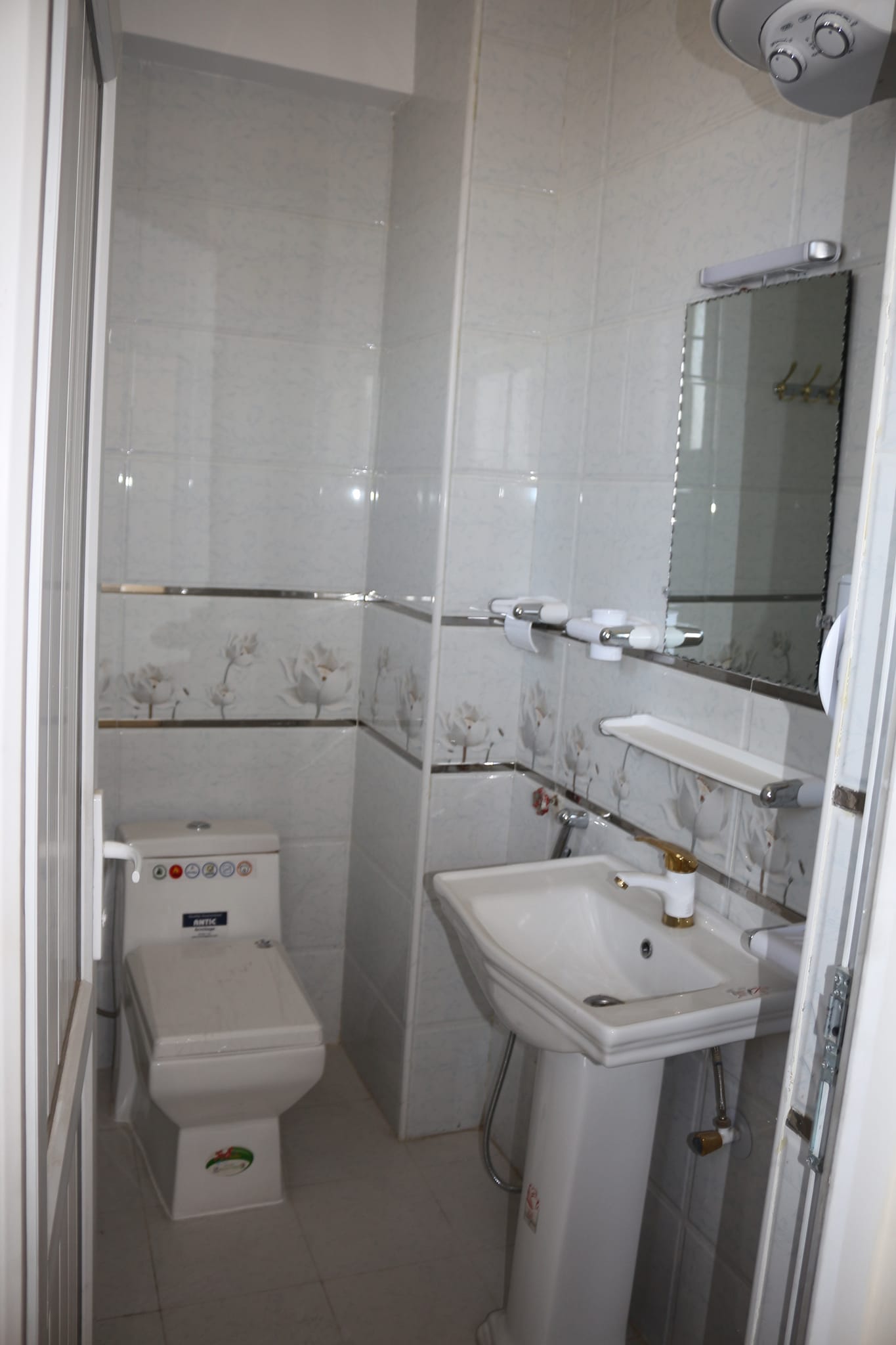 Three-room apartment for sale in district 3, Kabul (8)