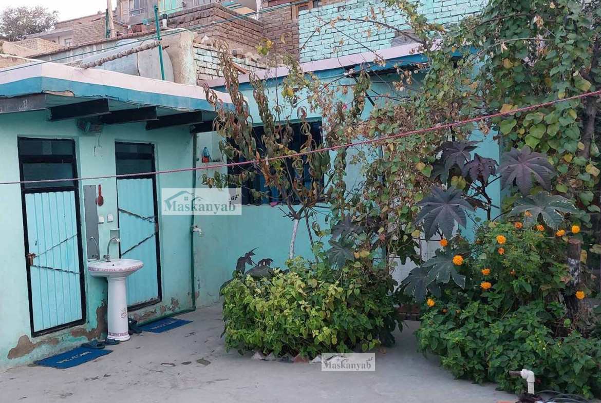 Three-room house for sale in Makroreyan 1, Kabul