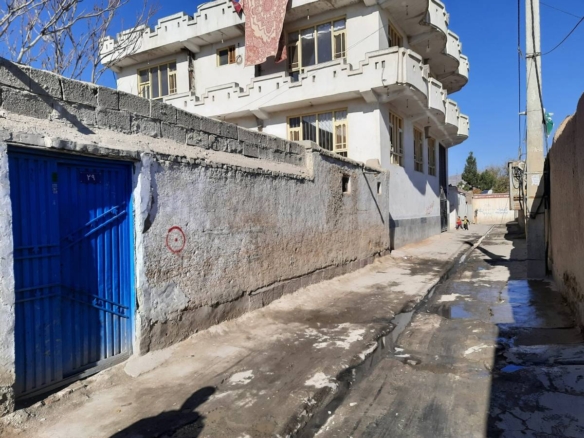 Sunny location house for sale in Shaheed Hangara square, Kabul