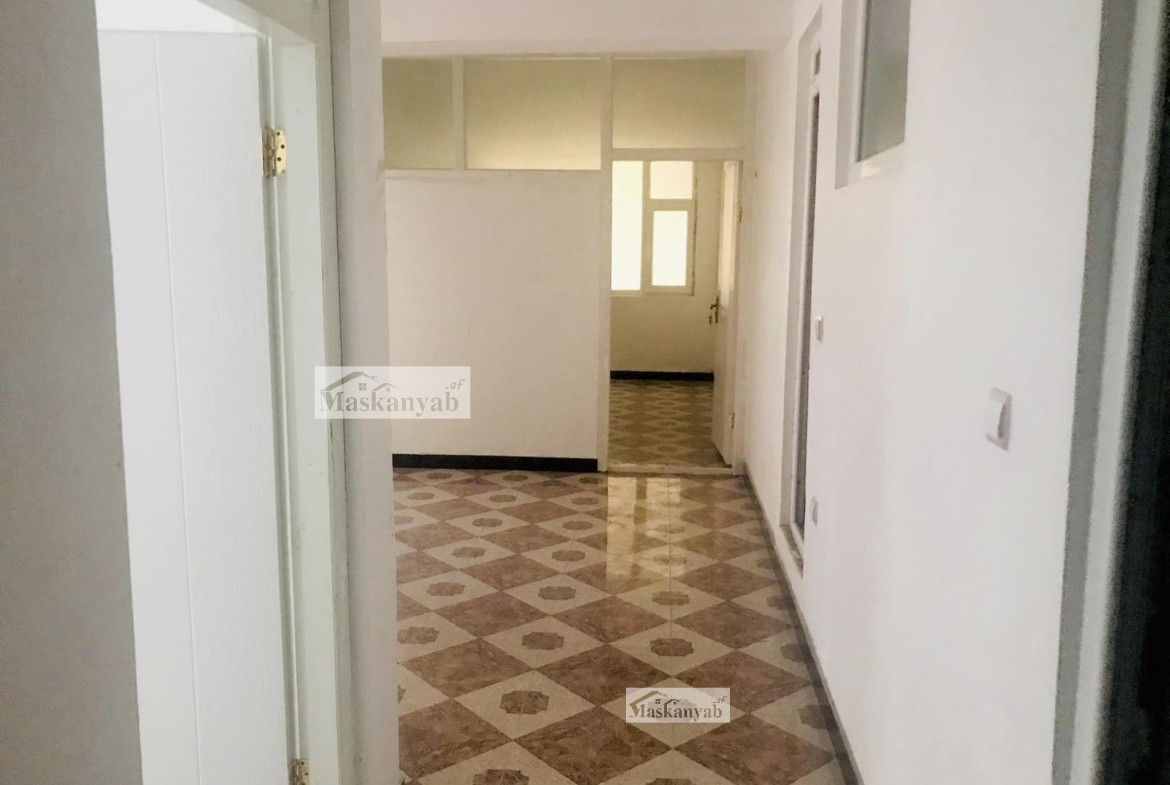 Three-room apartment for rent in Market square, Kabul