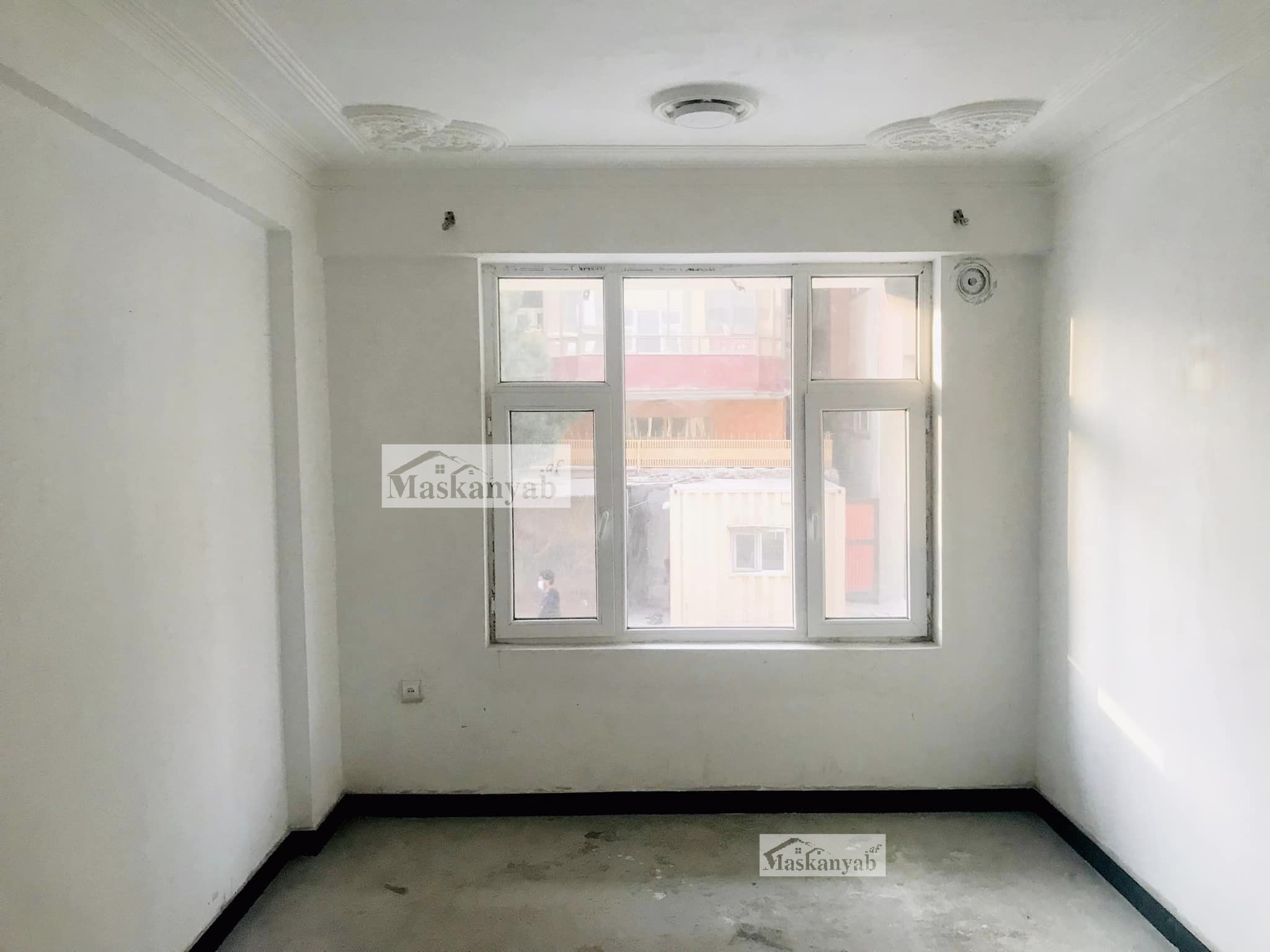 Three-room apartment for rent in Market square, Kabul