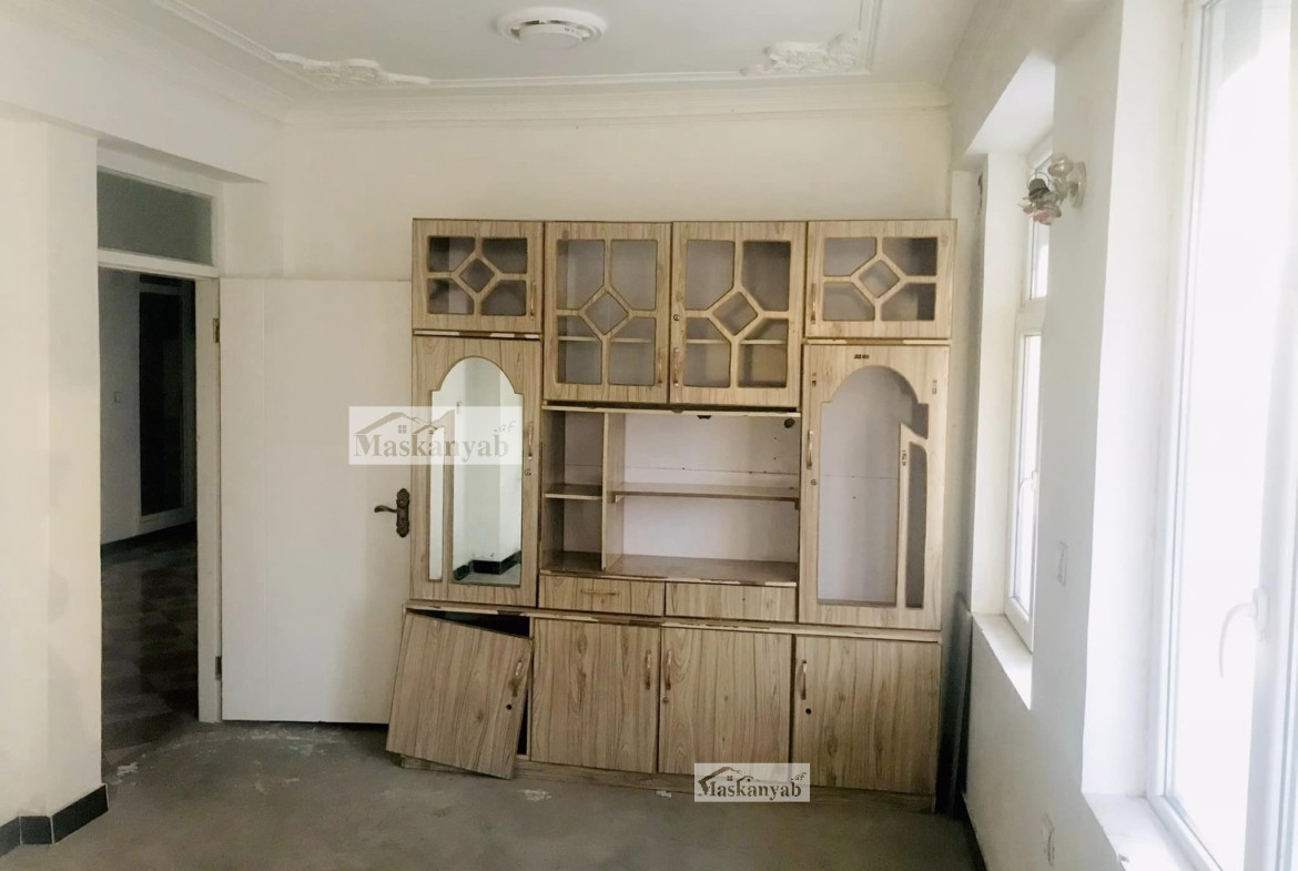 Three-room apartment for rent in Market square, Kabul