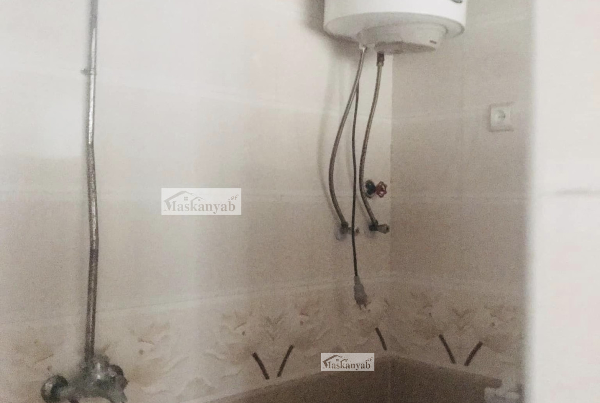 Three-room apartment for rent in Market square, Kabul