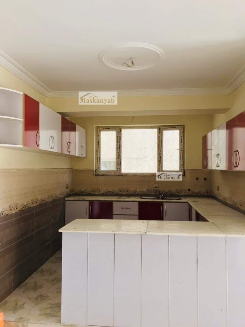 Three-room apartment for sale at 5th street of Taimani Project