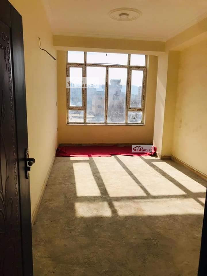 Three-room apartment for sale at 5th street of Taimani Project