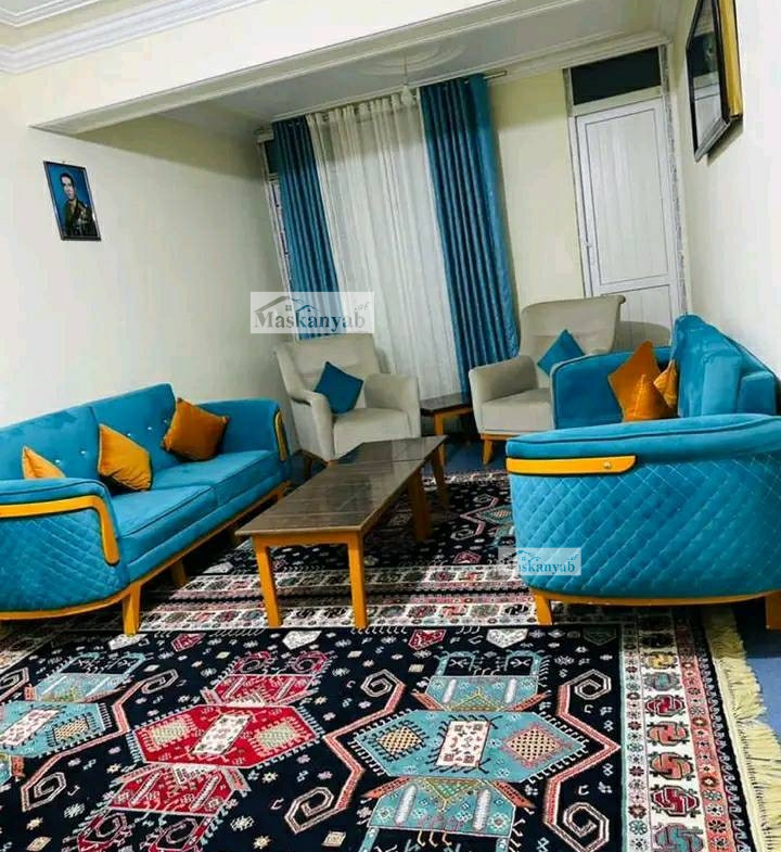 Three-room apartment for sale in Golden town, District 17