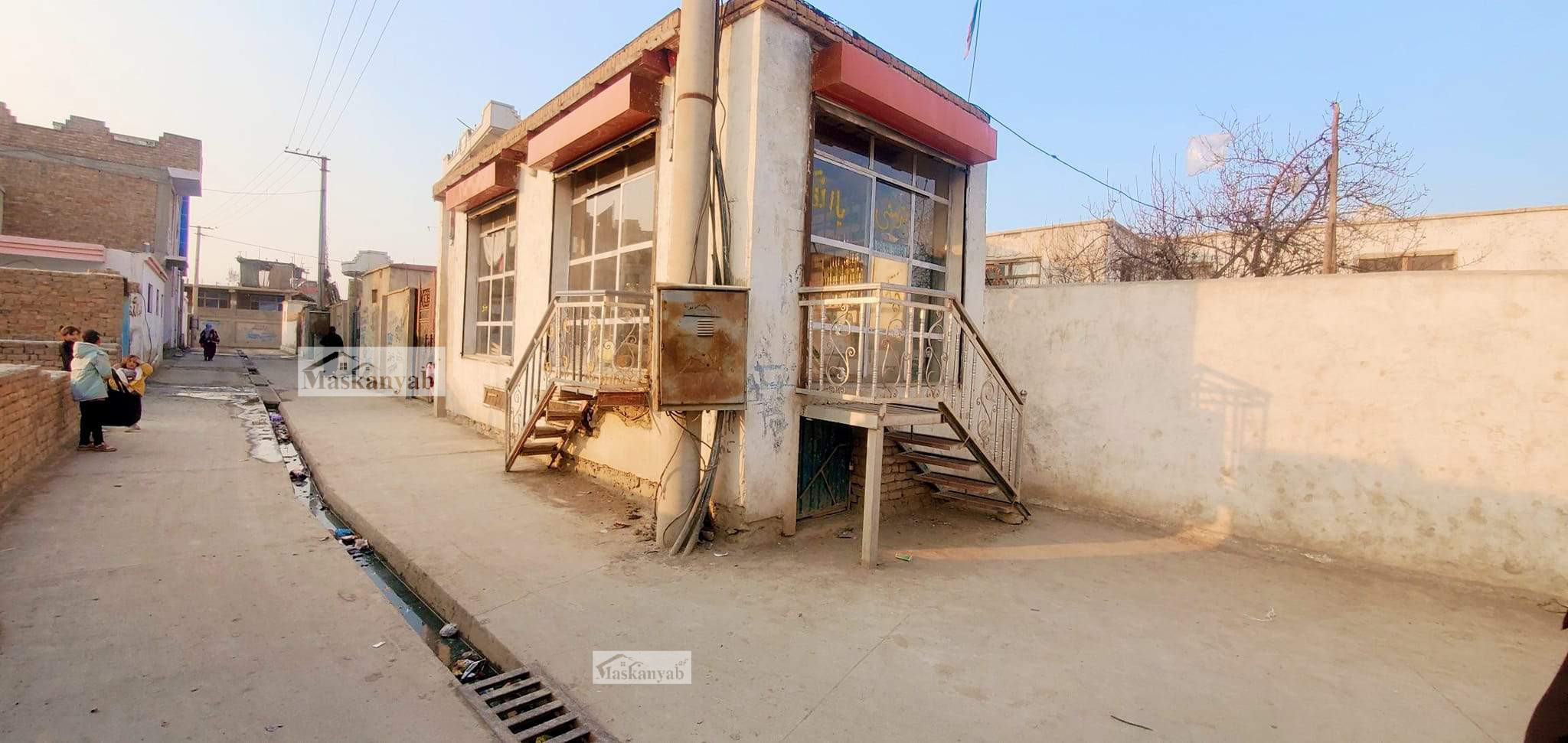 Two-floor house for sale in Pol-e Hassan Khan, Chehel Suton