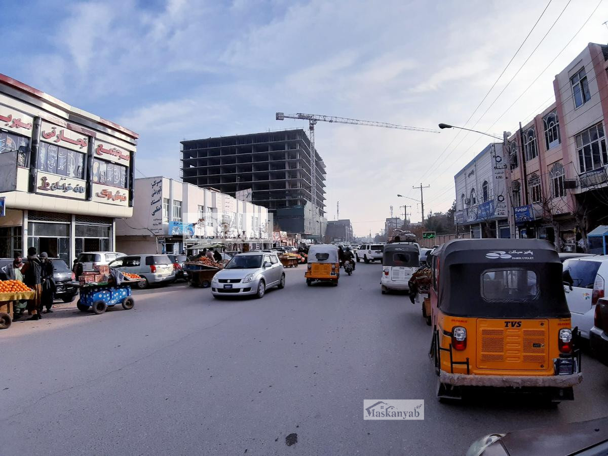 Business apartment for sale at Sarrafiha Market, Herat