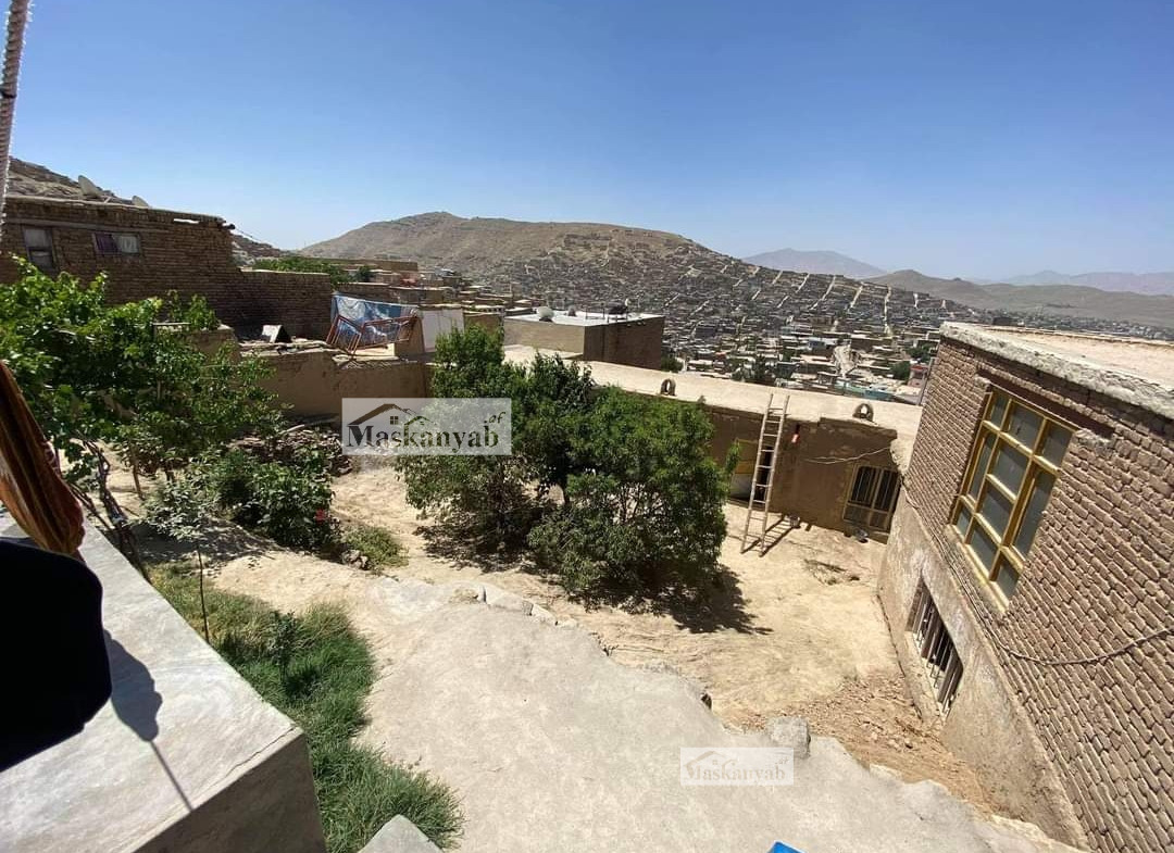 Six-room house for sale urgently in Kotal-e Khair Khana, Kabul