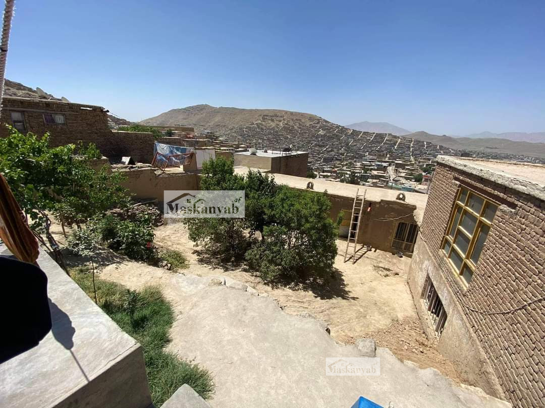 Six-room house for sale urgently in Kotal-e Khair Khana, Kabul