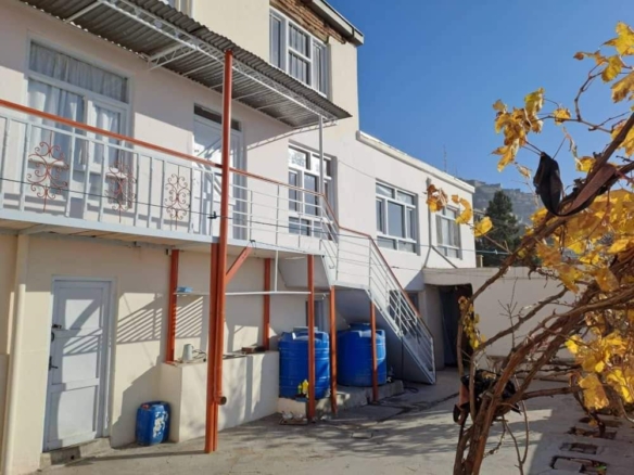 Six-room house for sale in Karte Sakhi Bazaar, Kabul