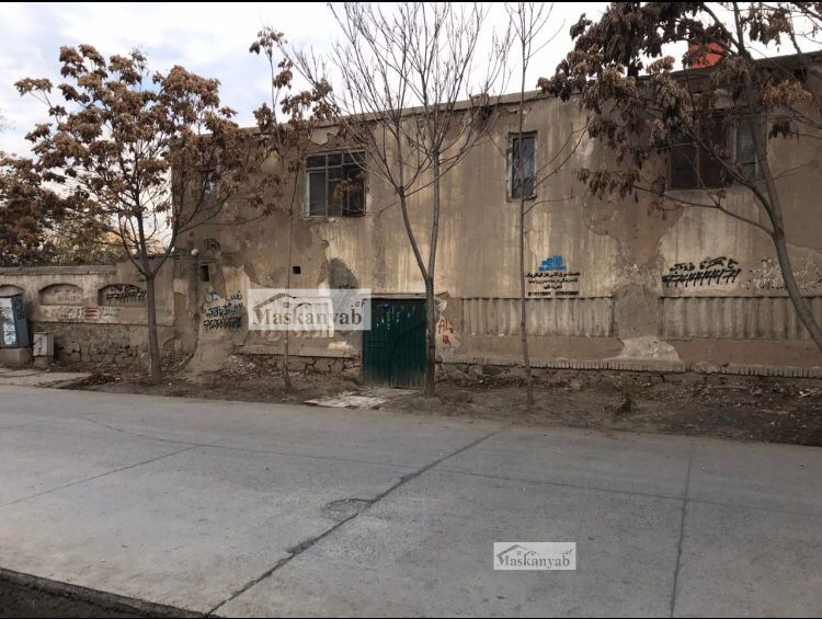 Destructive House for sale in Gula-e Pol-e Sorkh, Kabul