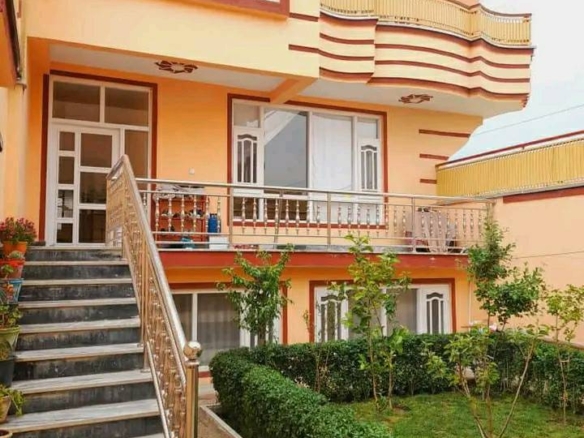 Four-floor house for sale in Sharif Abad town
