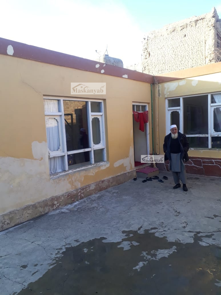 Three-room house for sale in 12 Imam Town, Barchi