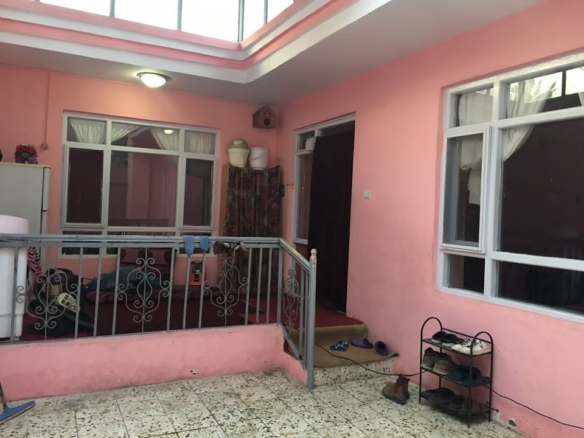 Two-room house for sale between Barraki square and Parwan 2