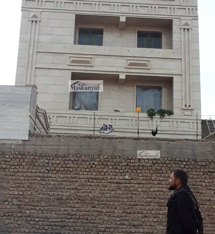 Four and half-floor house for sale in Almahdi town, Jebrael
