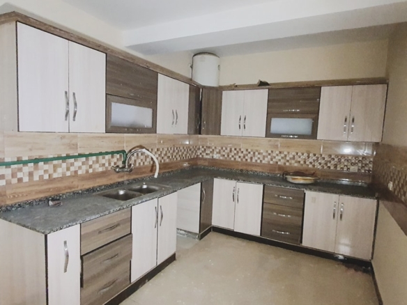 Four-room apartment for sale/mortgage in Qala-e Fatihullah