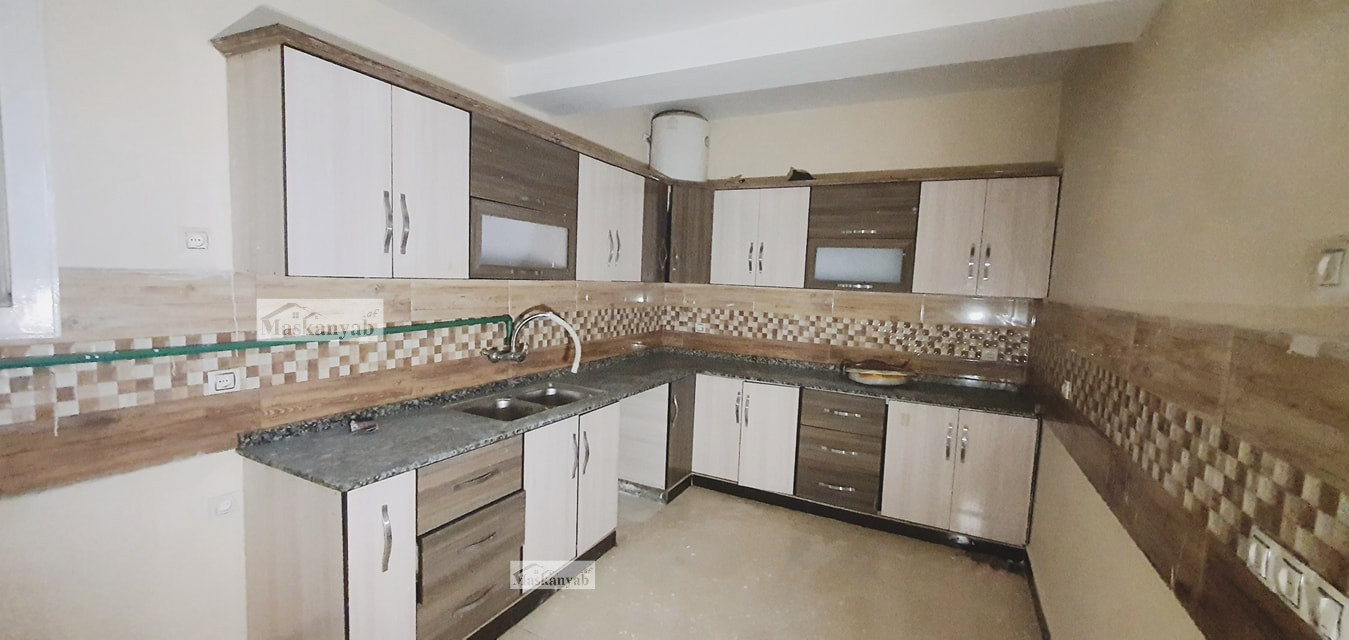 Four-room apartment for sale/mortgage in Qala-e Fatihullah