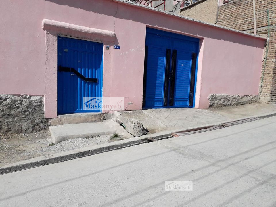 Four-room house for sale behind the Ali Abad Hospital