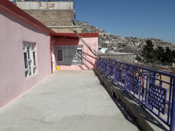 Four-room house for sale behind the Ali Abad Hospital