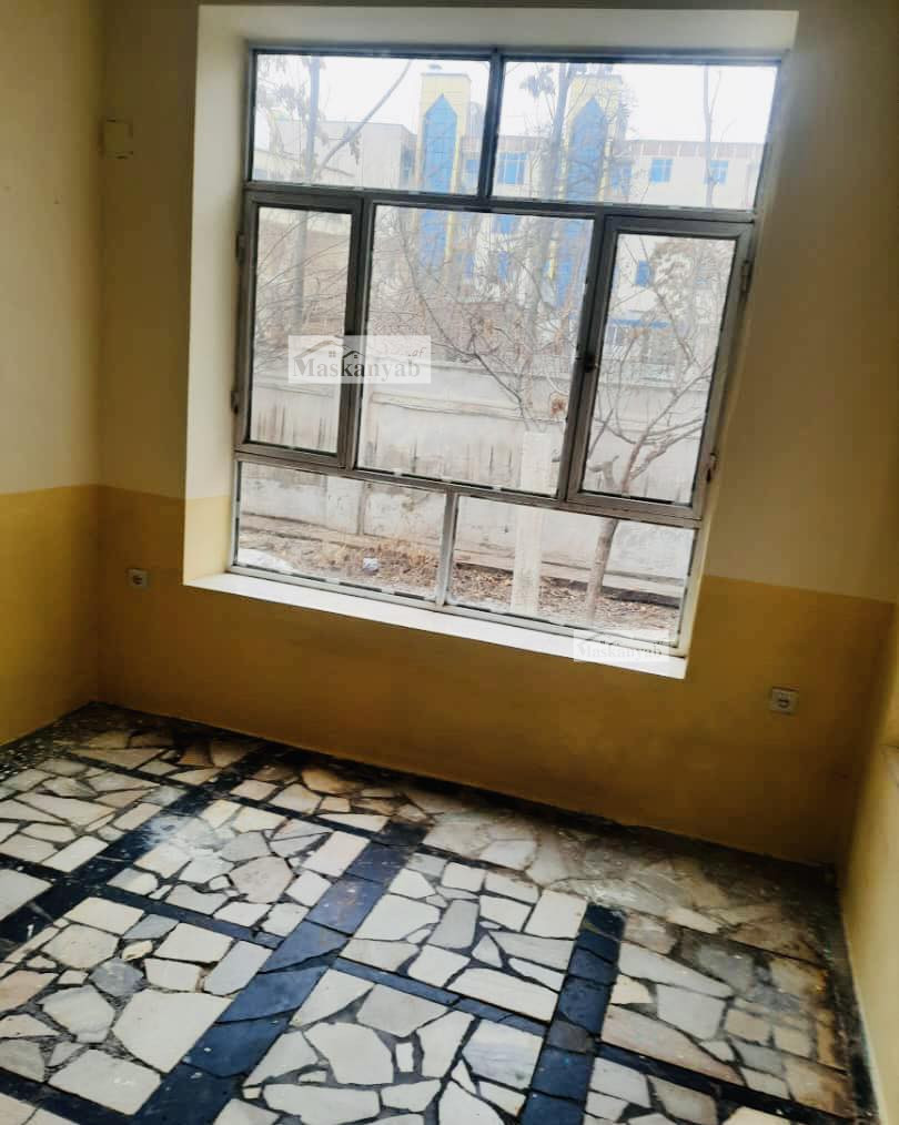 Nine-room house for rent in Karte 4, Kabul