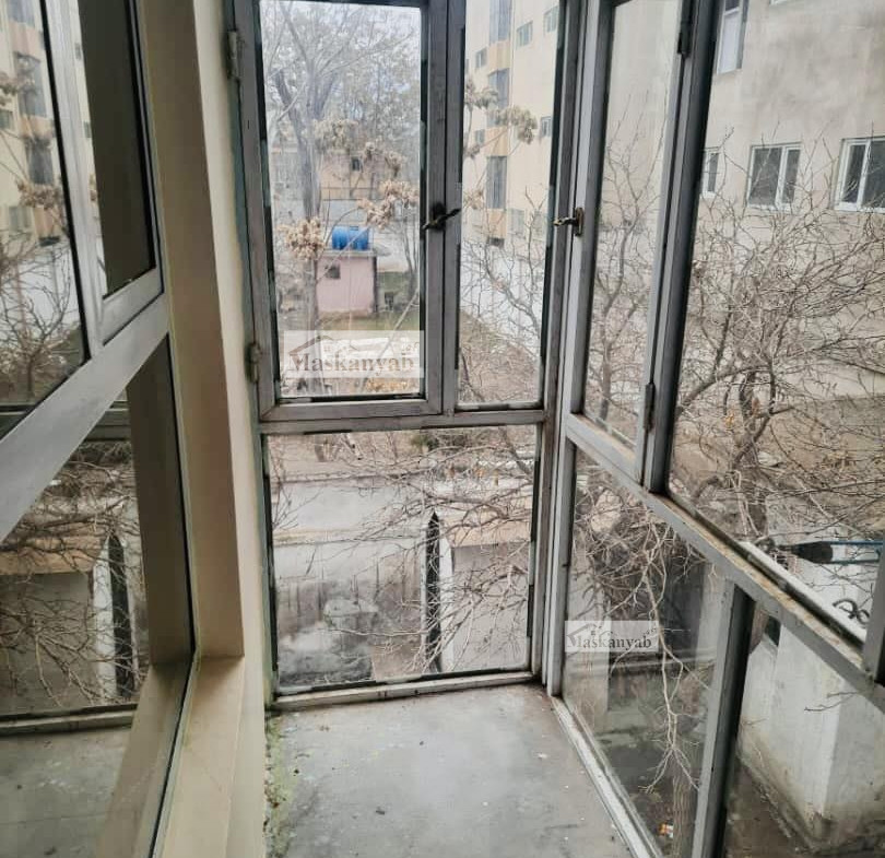 Nine-room house for rent in Karte 4, Kabul