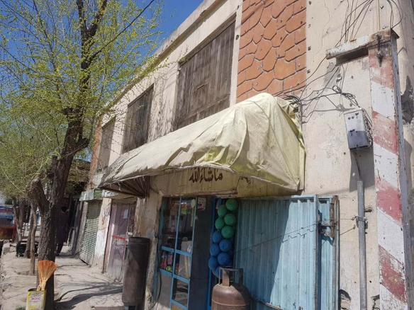 Old house for sale at Darul Aman Palace and Chehel Sotun palace road