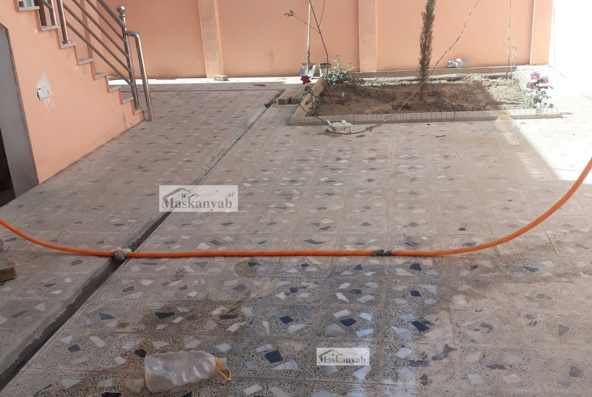 Three-floor house for sale in Chehel Sotun, Kabul