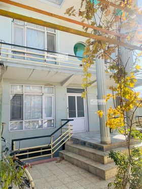 Three-floor house for sale in Chehel Sotun, Kabul