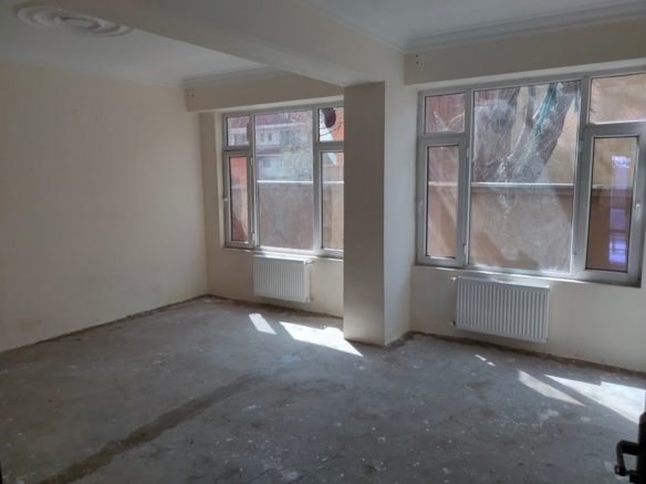 Three-room apartment for rent in Kolula Poshta